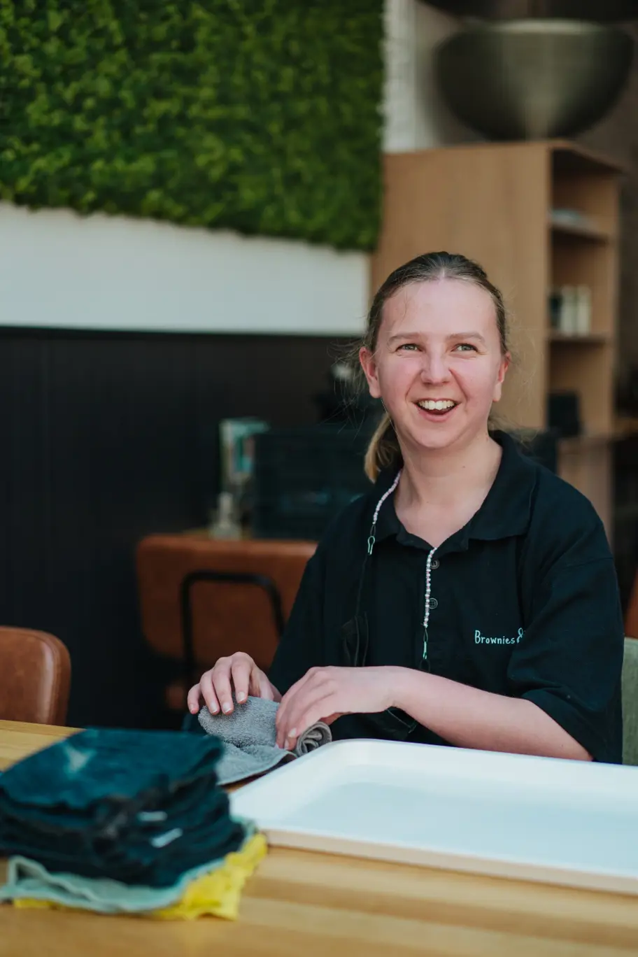 Medewerkster brownies en downies was het aan vouwen