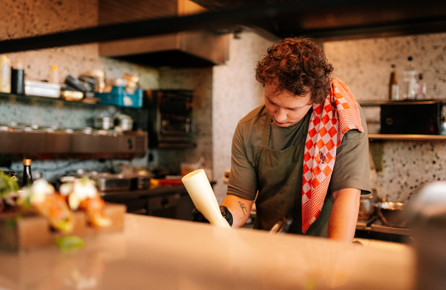 Schijnzelfstandigheid